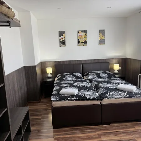 Homestay Ubytovanie Zobor *